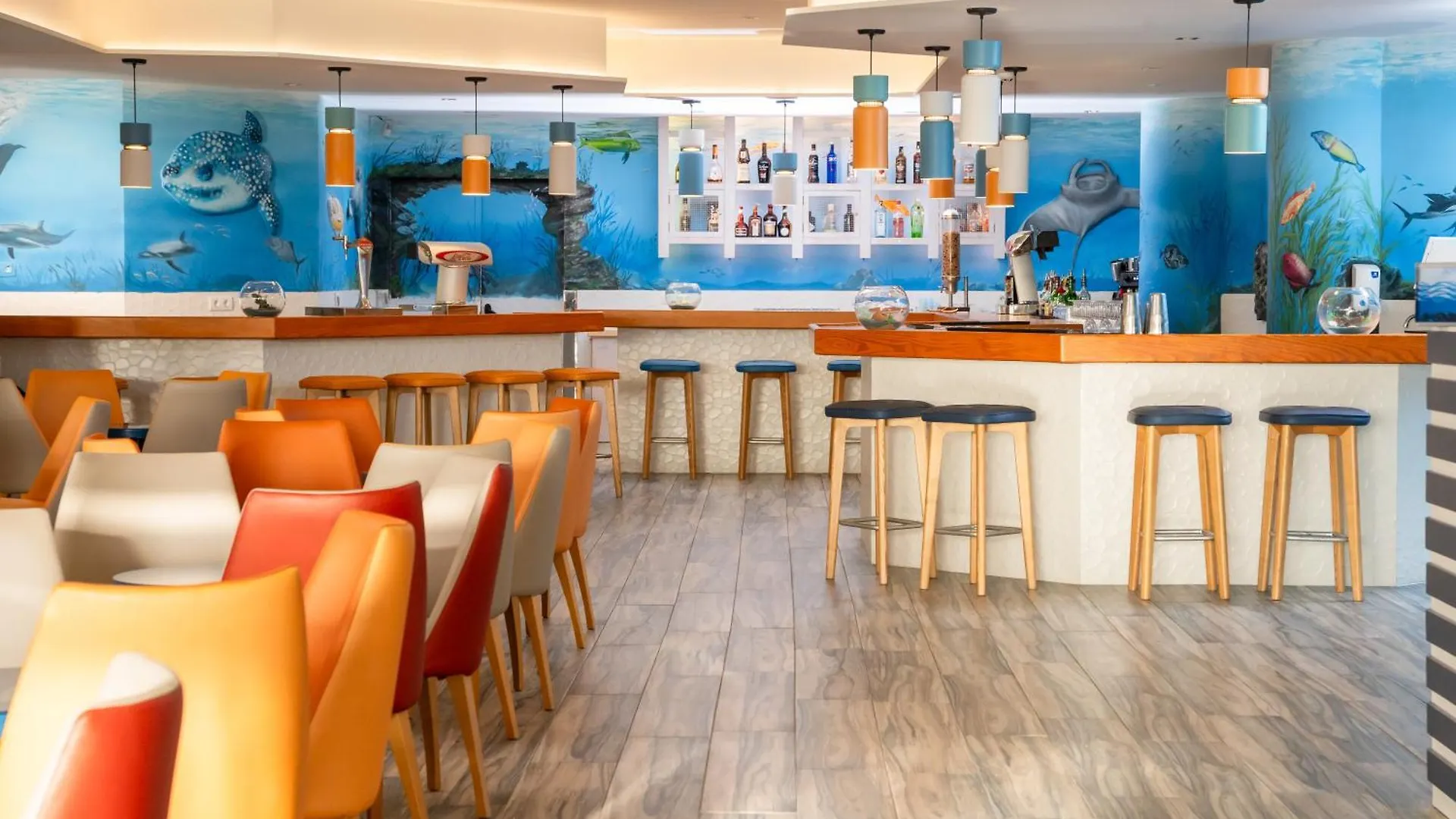 ****  Hovima La Pinta Beachfront Family Hotel Costa Adeje  Spain