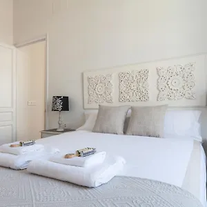 Stunning Boutique - Space Maison Spain